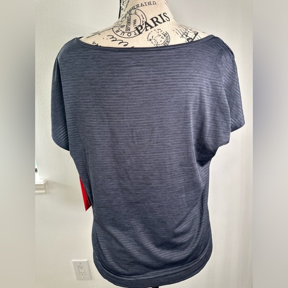 ASICS Women's Linear Training Crop Top Gray Large NWT - Picture 5 of 6